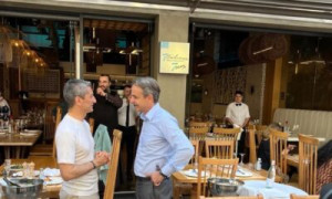 Τυχαία συνάντηση Μητσοτάκη με Λουτσέσκου στη Θεσσαλονίκη