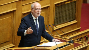 Βουλή: Διαξιφισμοί Φλωρίδη-αντιπολίτευσης για τροπολογίες και την υπόθεση των Τεμπών