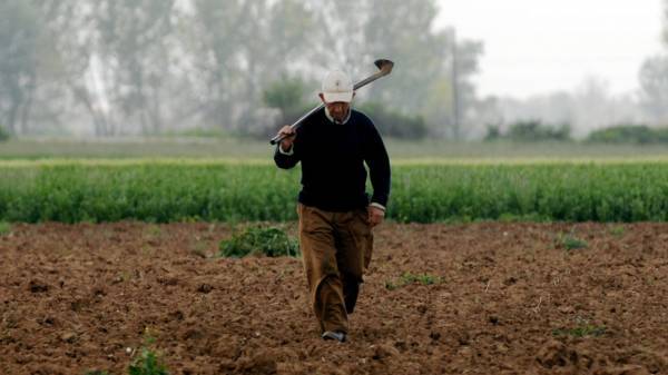 Επιστροφές €17 εκατ. στους Έλληνες αγρότες από την Κομισιόν