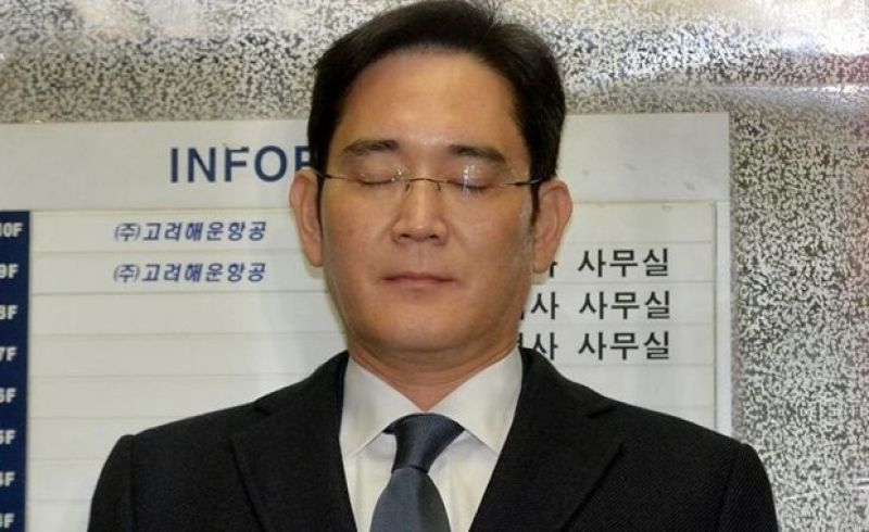 Στον ανακριτή ο πρόεδρος του Samsung για δωροδοκία και ψευδορκία