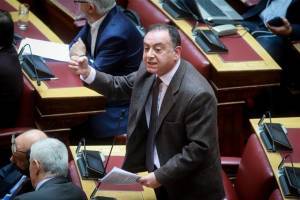 Ενας βουλευτής «έκλεισε» την Βουλή
