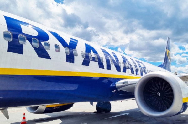 Ryanair: Επίθεση στον Χρίστο Δήμα για 6.201 καθυστερήσεις πτήσεων
