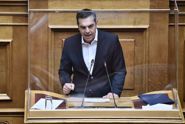 Ο Τσίπρας στα σημεία, καπέλωσε και το ΠΑΣΟΚ