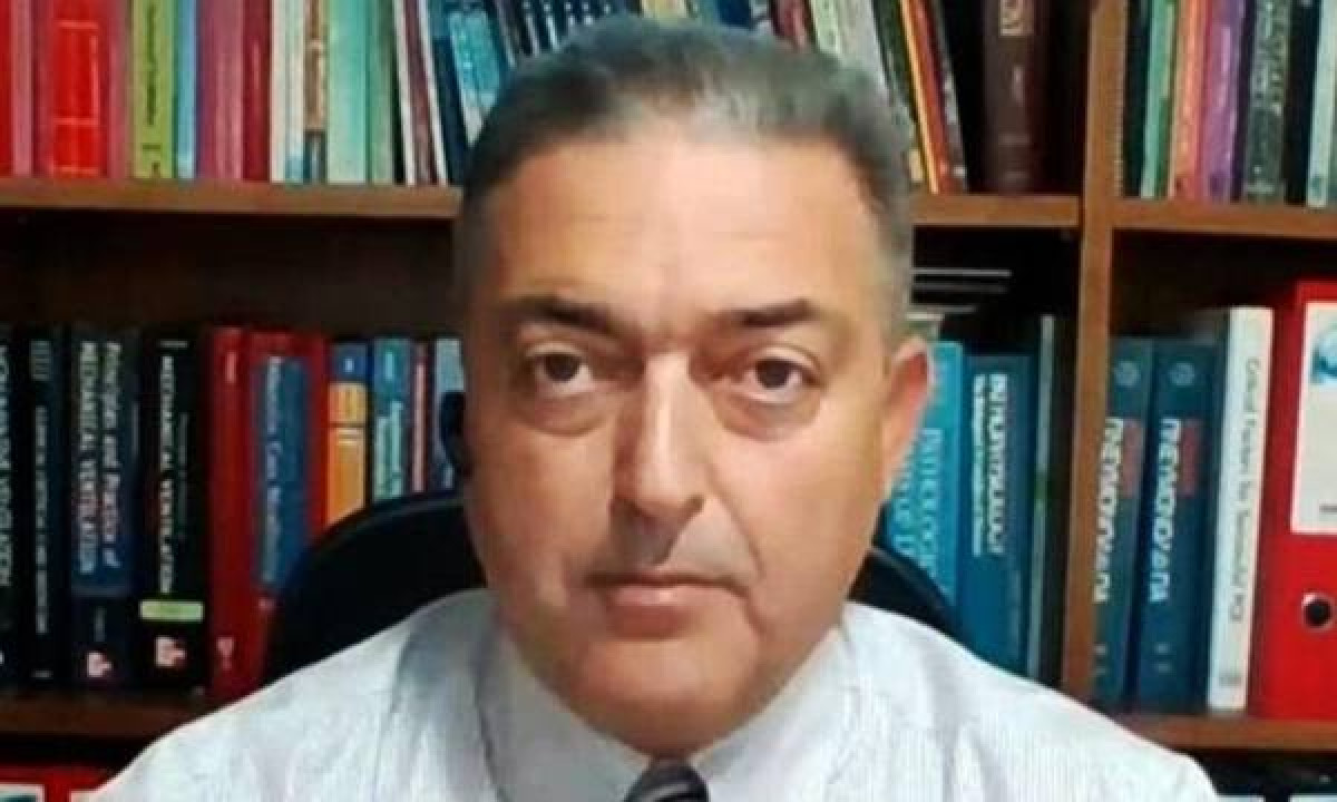 Βασιλακόπουλος- Κορονοϊός: Μένουν πολλά να διευκρινιστούν για το νέο εμβόλιο