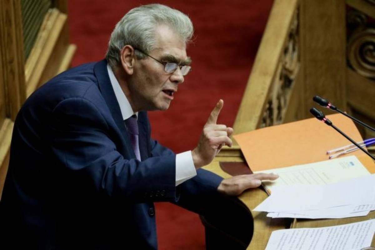 Προανακριτική: Αίτηση Παπαγγελόπουλου να ανακληθεί η απόφαση εξαίρεσης Τζανακόπουλου-Πολάκη