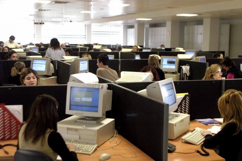 Δημόσιο: Εξαφανίζουν το μέρισμα-230.000 δικαιούχοι θα πάρουν τα μισά χρήματα