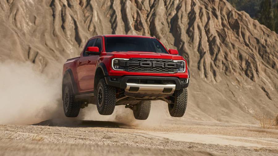 To νέο Ford Ranger Raptor εντυπωσιάζει σε όλους τους τομείς (+video)