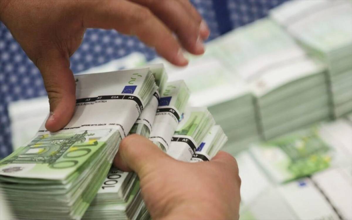 «Ξεφεύγουν» οι οφειλές του δημοσίου σε ιδιώτες
