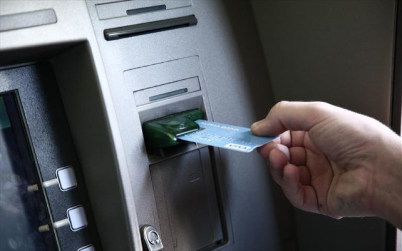 Capital controls: Έρχονται αλλαγές. Ανάληψη ως 2.000 το μήνα