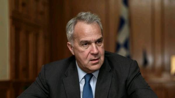 Βορίδης: Σημαντικό να σταθούμε αλληλέγγυοι με την Ουκρανία