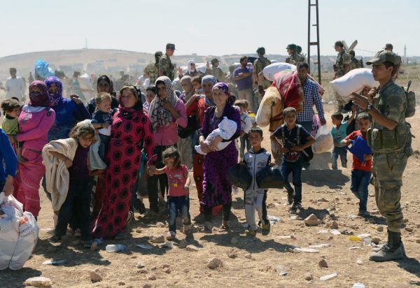 ΕΕ: Ανθρωπιστική βοήθεια για 1 εκατομμύριο πρόσφυγες στην Τουρκία