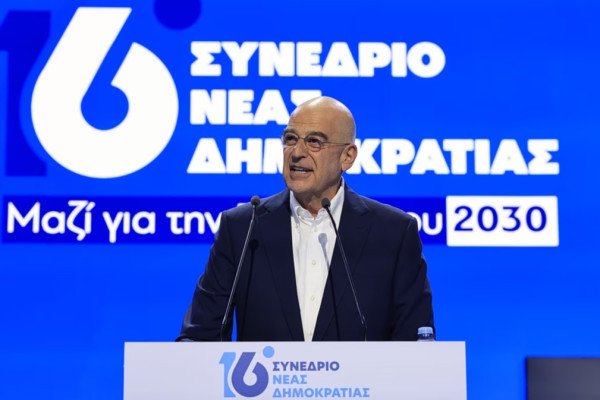 Τα καρφιά του Νίκου Δένδια