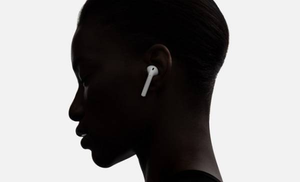 Το κόλπο που μεταμορφώνει τα AirPods σε «εργαλείο κατασκοπείας»