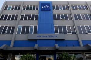 ΝΔ: Ο Τσίπρας ας πείσει πρώτα τον Πολάκη να εμβολιαστεί