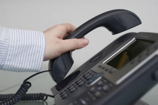 Έρχεται χαράτσι και στα σταθερά τηλέφωνα: Φορολογείται η... κλήση σας!