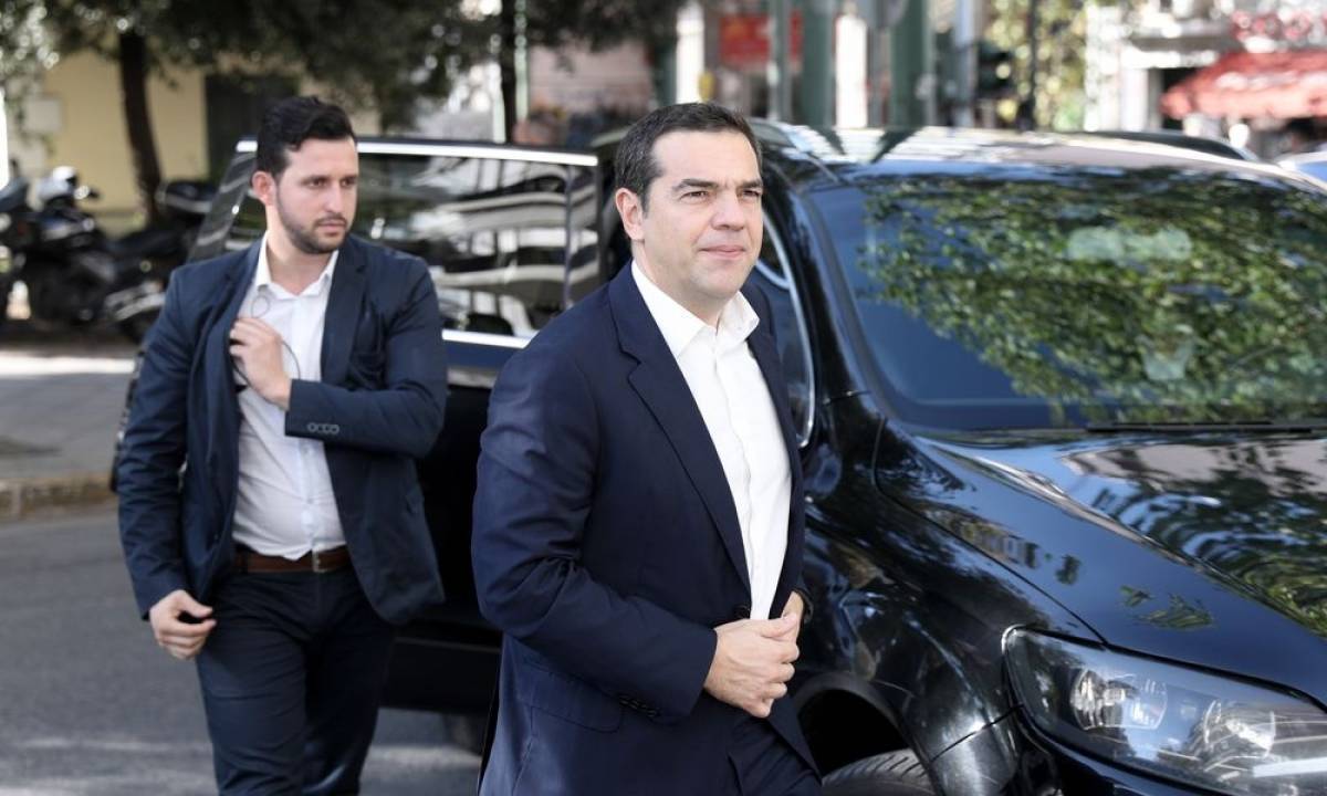 Τσίπρας: Νέες προτάσεις για να πιέσουμε τον Μητσοτάκη