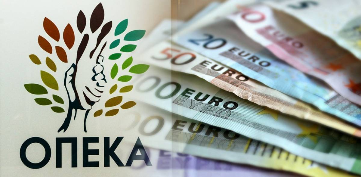 ΟΠΕΚΑ: Καταβάλλονται 15 επιδόματα και παροχές- Ποιες παρατείνονται