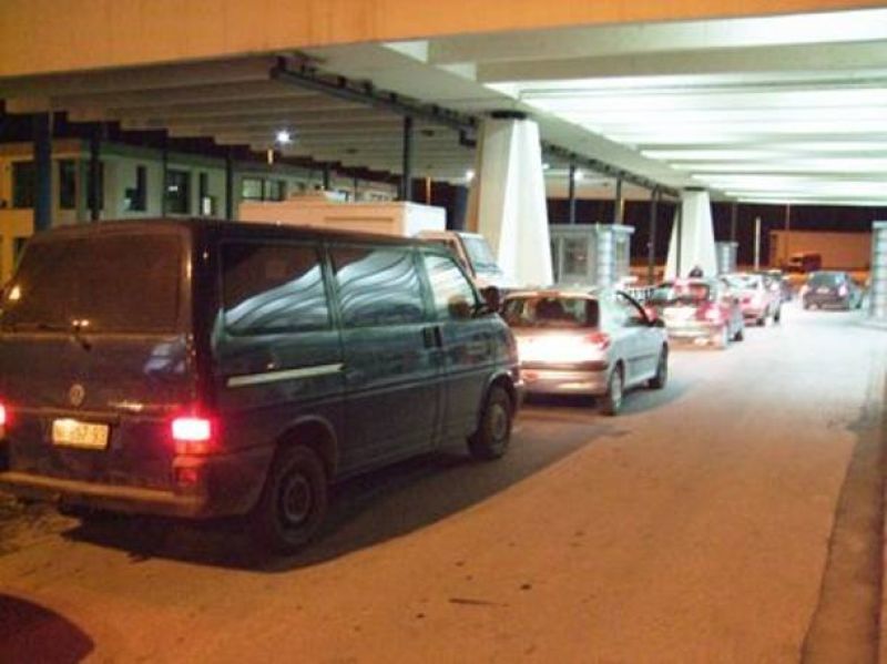 Μετ’ εμποδίων ο τελωνειακός έλεγχος μέχρι το πρωϊ της Τρίτης