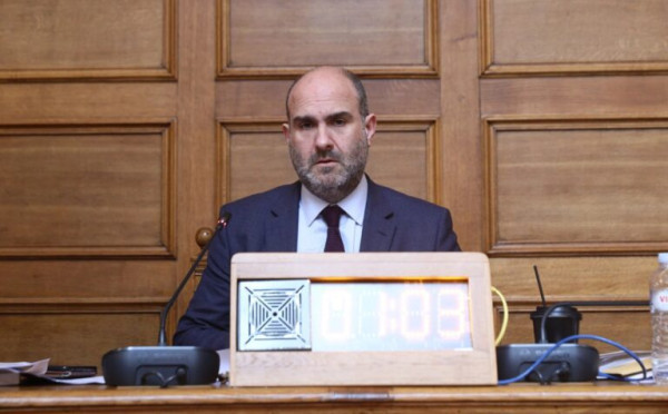 Το... πληγωμένο πολιτικό κορμί του Μαρκόπουλου