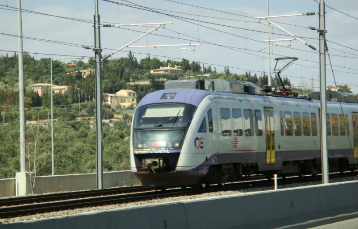 Δεν υπάρχει σηματοδότηση ούτε στον Προαστιακό για αεροδρόμιο; Εισαγγελική έρευνα