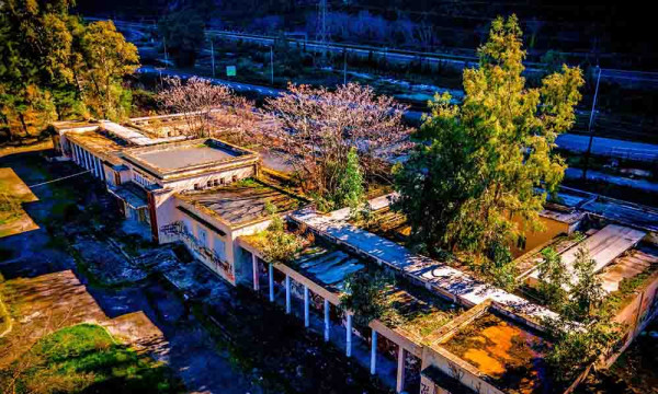 ΤΑΙΠΕΔ: Διαγωνισμός για μακροχρόνια μίσθωση του ακινήτου Λουτρόπολης Καμένων Βούρλων