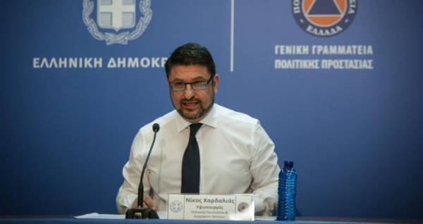 Χαρδαλιάς: Διάσπαρτα μέτωπα σε Κορινθία, Αττική-Πάνω από 40.000 καμένα στρέμματα