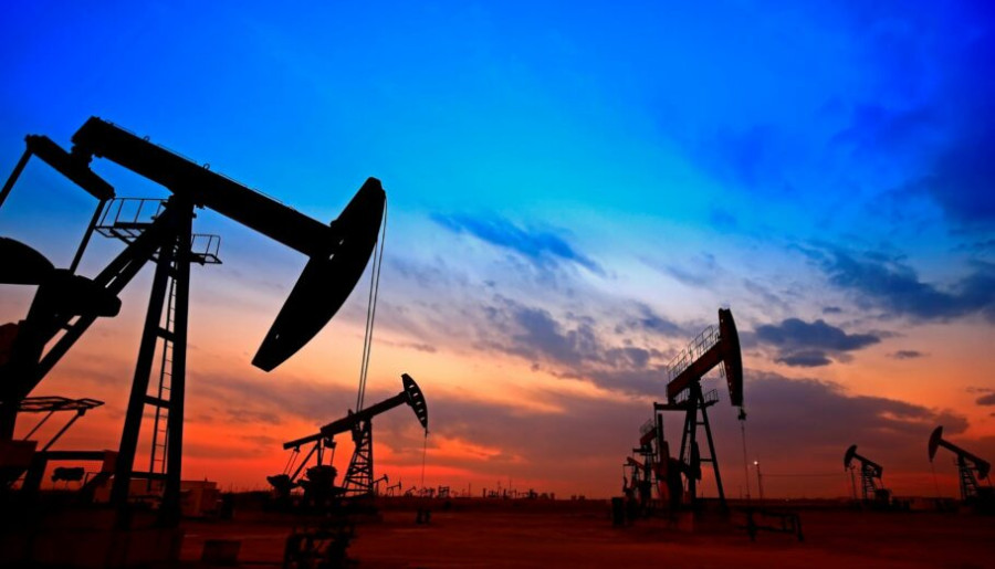 Το ισχυρό δολάριο «ρίχνει» το πετρέλαιο-Πτωτικά και το φυσικό αέριο