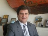 Ξηραδάκης: Κίνδυνος μονοπωλιακών εταιρικών σχημάτων στην ακτοπλοΐα