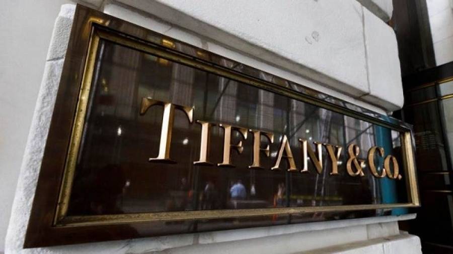 Tiffany: Εγκρίνει η Κομισιόν την εξαγορά από τη Louis Vuitton