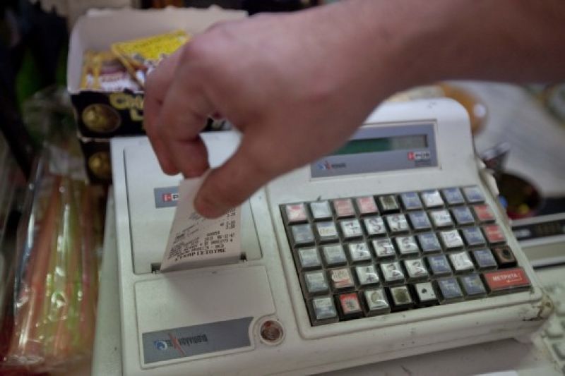 Έλεγχοι ΣΔΟΕ: Παράνομες 1 στις 5 ταμειακές μηχανές