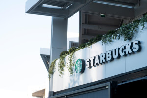 Στον Όμιλο Alshaya το δίκτυο καταστημάτων Starbucks σε Ελλάδα και Κύπρο