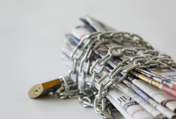 Συμβούλιο Ευρώπης: Απ'το κακό στο χειρότερο η προστασία της δημοσιογραφίας