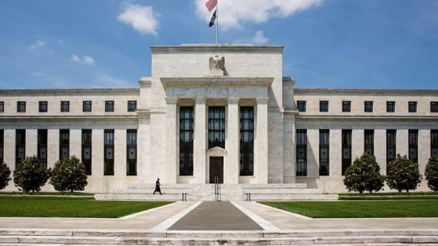 Fed: «Μέτριος» ο ρυθμός ανάπτυξης της αμερικανικής οικονομίας