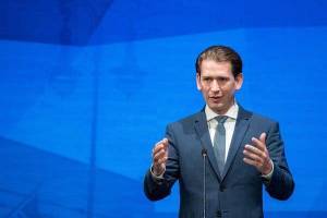 Ο Κουρτς δηλώνει μετά την παραίτηση: «Δεν είμαι σκιώδης καγκελάριος»