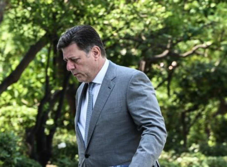 Ρητορικό ερώτημα: Γιατί δεν διώχνει ο Μητσοτάκης τον Βαρβιτσιώτη;