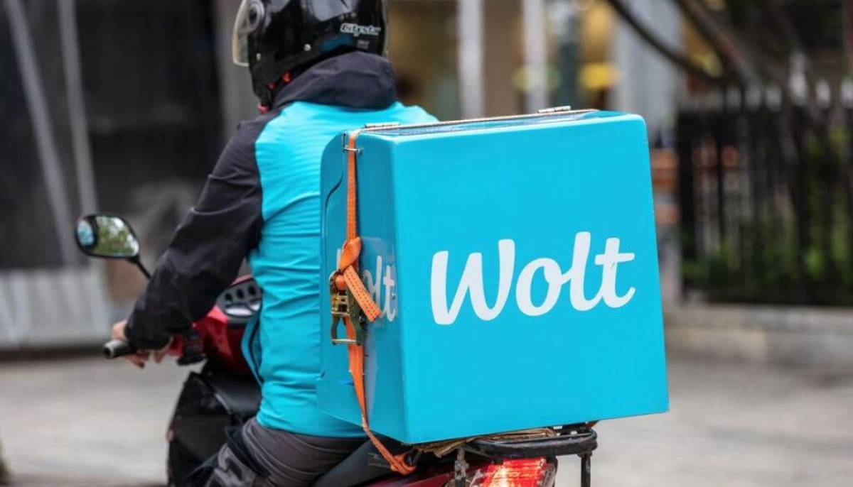 Wolt: Σταματά παραγγελειοληψία και παραδόσεις σε περιοχές με κακοκαιρία