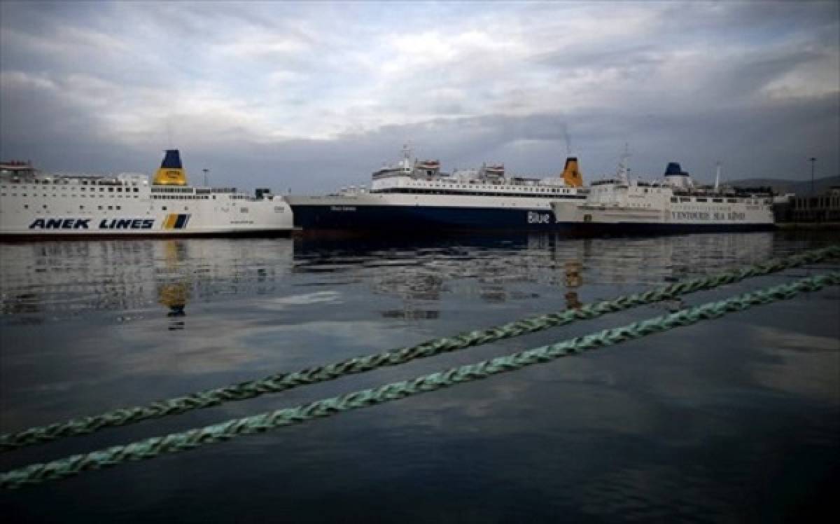 Κάθετη πτώση της κίνησης στην ακτοπλοΐα-Αναζητείται στήριξη για νησιά