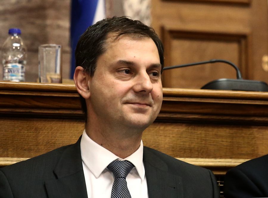 Θεοχάρης: Ακυρώσεις αφίξεων από την Κίνα της τάξης του 60%-70%