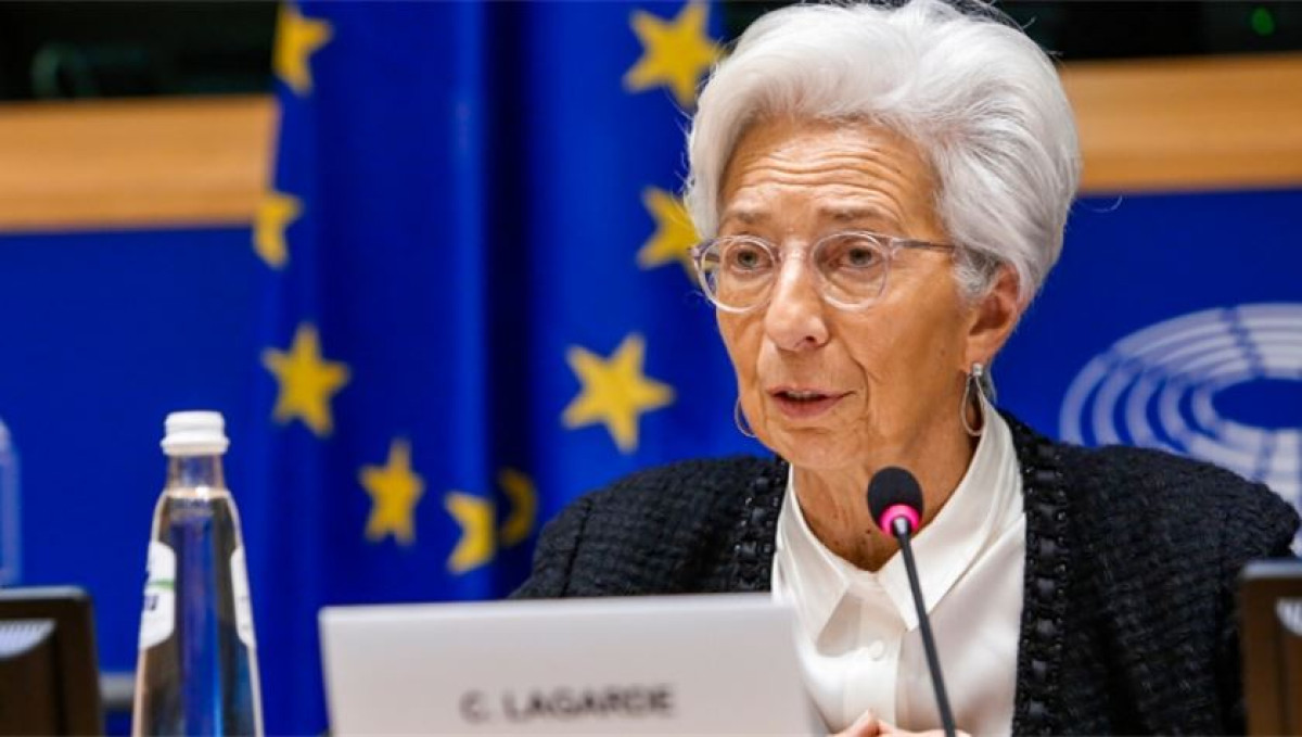 ΕΚΤ: Σταθερά τα επιτόκια με το βλέμμα στο καλοκαίρι