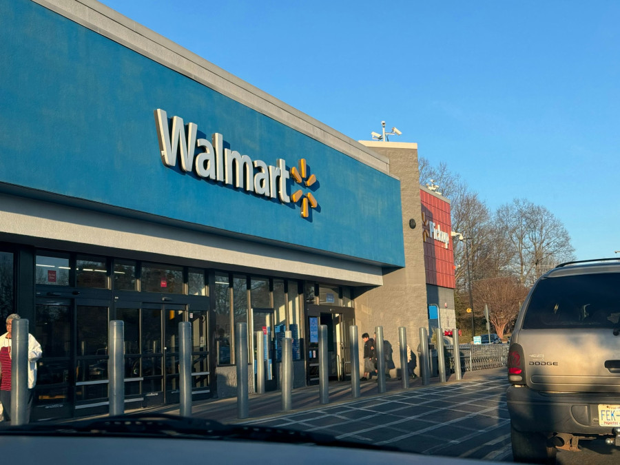 Walmart: «Χτύπησε» χαμηλό εξαετίας στις πωλήσεις – Βουτιά 7,4% για τη μετοχή