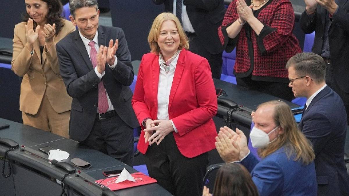 Με «άρωμα» γυναίκας η προεδρία της γερμανικής βουλής