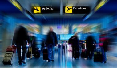 SETE Intelligence: Πώς κινήθηκαν οι τουριστικές αφίξεις φέτος