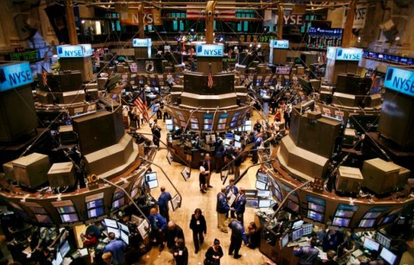 Wall Street:Τριπλό ιστορικό υψηλό για πρώτη φορά από το 1999