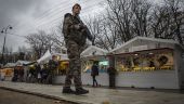 Παρίσι: Λιγότεροι τουρίστες, περισσότεροι ένοπλοι στρατιώτες