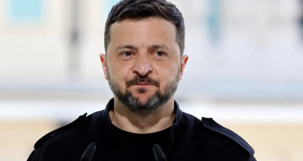 Συναγερμός στην Ιρλανδία κατά την άφιξη Ζελένσκι: Drones πέταξαν κοντά στο προεδρικό αεροσκάφος