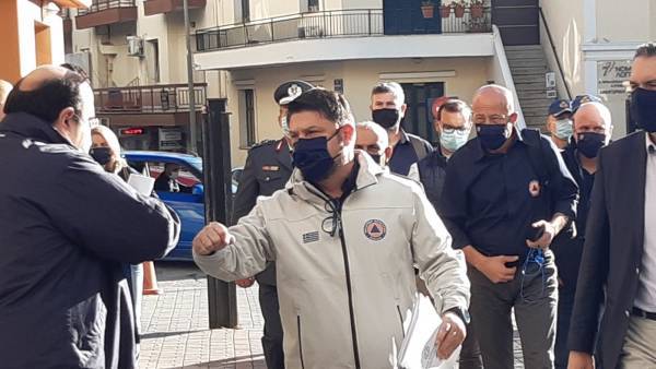Έκτακτες συσκέψεις Χαρδαλιά σε Κοζάνη και Ιωάννινα