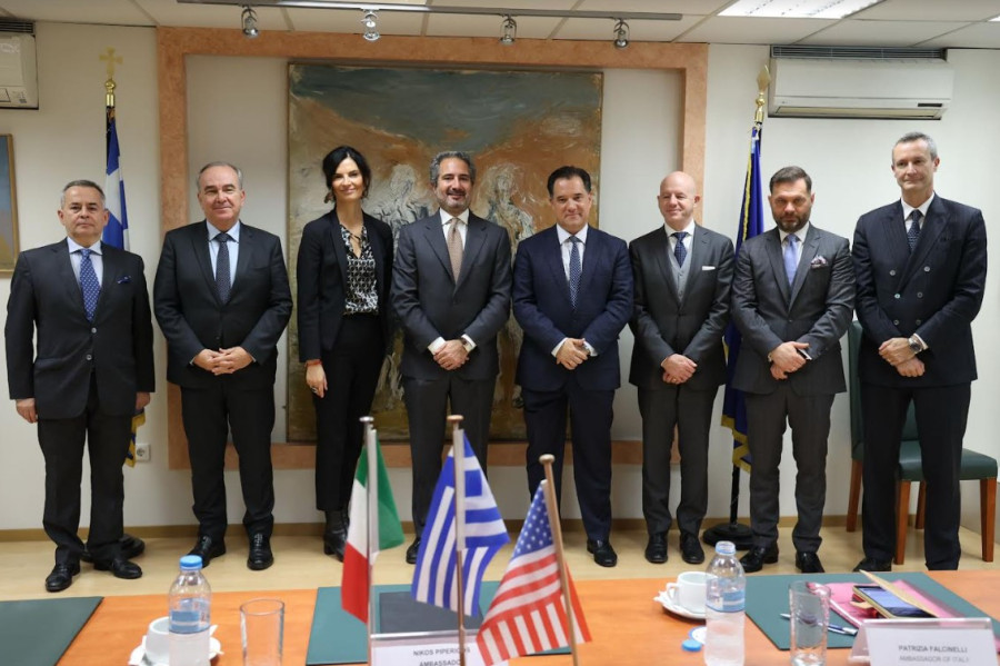Ναυπηγεία Ελευσίνας: Συμφωνία ΟNEX - Fincantieri για κατασκευή κορβετών