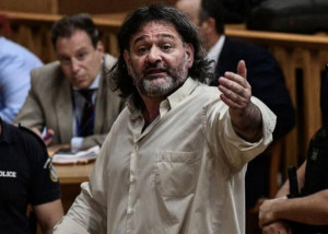 Εργασιακό Μεσαίωνα στην Ελλάδα «βλέπει» ο Ιωάννης Λαγός!