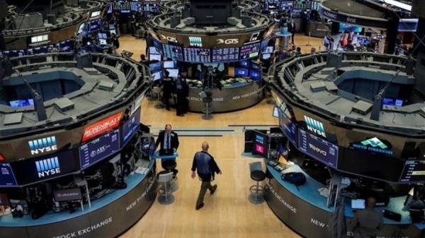 Η αισιοδοξία για το εμβόλιο ενίσχυσε τη Wall Street