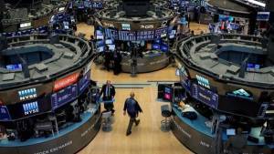 Η αισιοδοξία για το εμβόλιο ενίσχυσε τη Wall Street